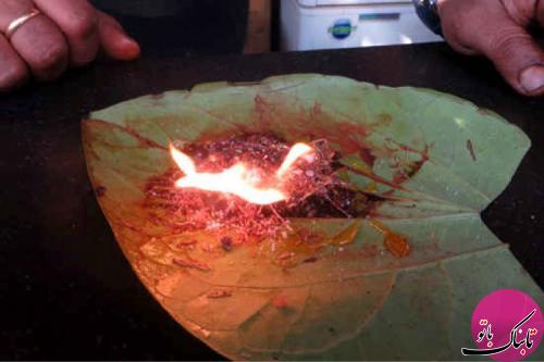 لقمه های آتش در خیابان های هند! +تصاویر
