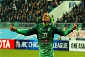 مهاجم هندوراسی از ذوب آهن جدا شد