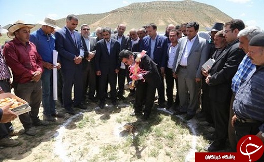 افتتاح و کلنگ زنی چند طرح کشاورزی در آوج