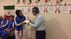 هاشمی پاداش مدال آوران را پرداخت کرد