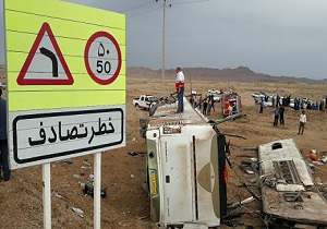 یک کشته و 17 مصدوم در واژگونی اتوبوس بیرجند-تهران