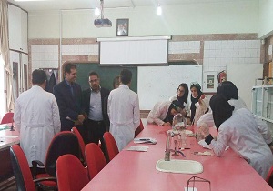 ۲۱۲ دانش آموز در مسابقات آزمایشگاهی آذربایجان غربی شرکت کردند