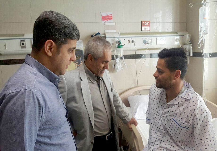 سرپرست باشگاه پرسپولیس از کامیابی&zwnj;نیا عیادت کرد