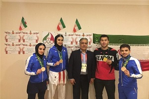 پاداش روز دوم مدا‌ل آوران از سوی سرپرست کاروان اهدا شد