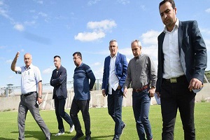 بازدید سرمربی بد اخلاق از امکانات گسترش فولاد