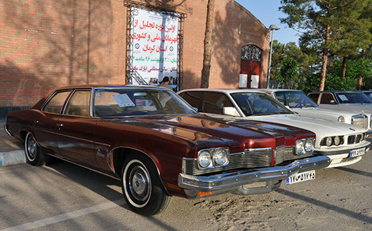 برگزاری همایش خودروهای کلاسیک در کرمان + تصاویر