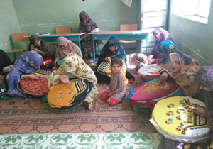 برگزاری آزمون صنایع دستی در حاجی آباد