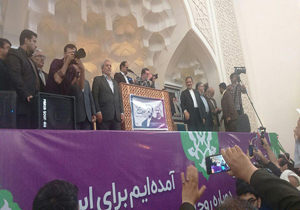 شعارهای افراد باید با عملکردشان سازگار باشد