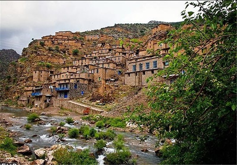روستای شمشیر؛ سکونتگاهی امن در سینه&zwnj;کش کوه