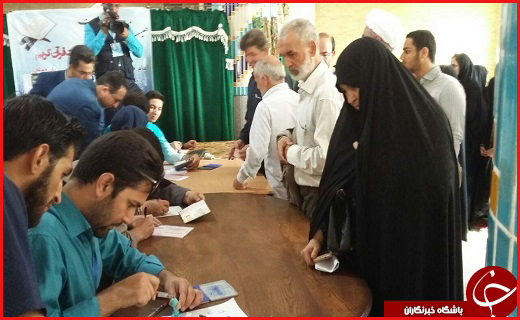 جشن باشکوه انتخابات با حضور حداکثری مردم ایران پای صندوقهای رای