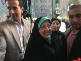 باشگاه خبرنگاران -ابتکار رای خود را در حسینیه ارشاد به صندوق انداخت+ تصویر
