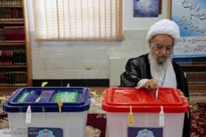 شرکت آیت الله مکارم شیرازی در انتخابات ریاست جمهوری + فیلم