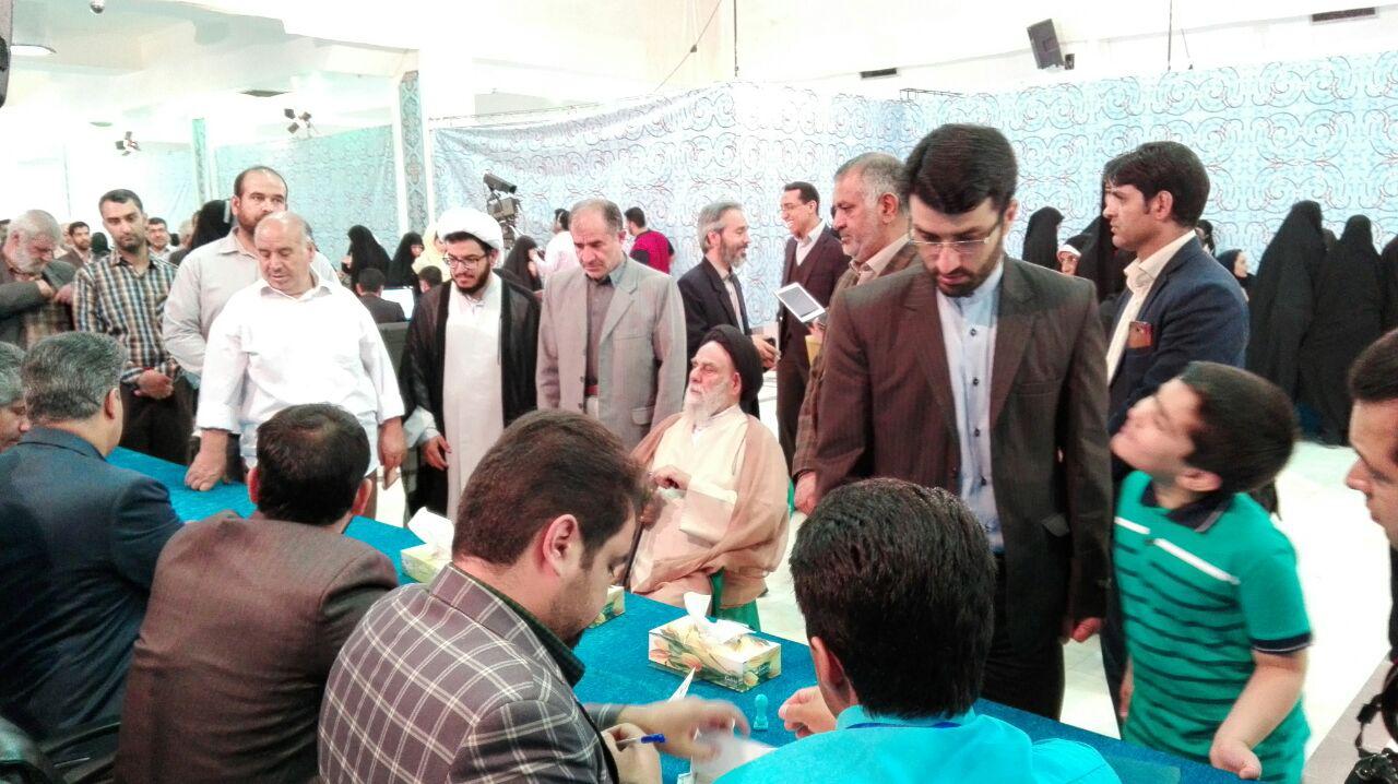 حضور پر رنگ مردم و مسئولان کرمان از نگاه دوربین