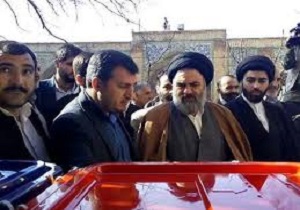 نماینده ولی فقیه در کردستان رای خود را به صندوق انداخت