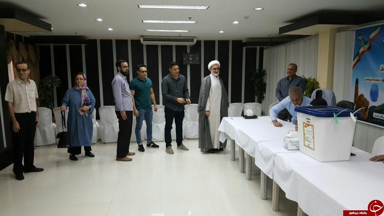 برگزاری دوازدهمین دوره انتخابات ریاست&zwnj;جمهوری ایران در کشورهای مختلف / حماسه ایرانیان در خارج از کشور + تصاویر