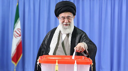 نکته سنجی کاربران / خودکار رهبر انقلاب در رای دادن چه بود +عکس