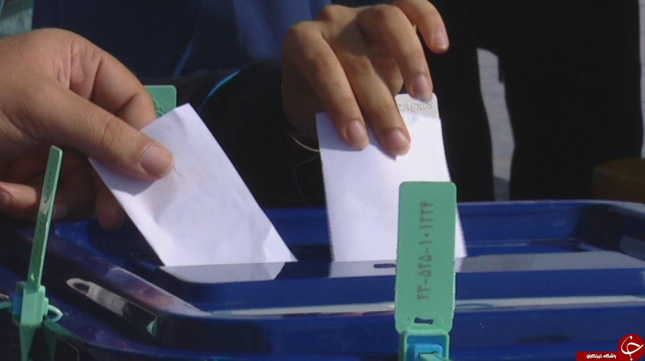 حضور پرشور بوشهری ها از نخستین لحظات انتخابات+تصاویر
