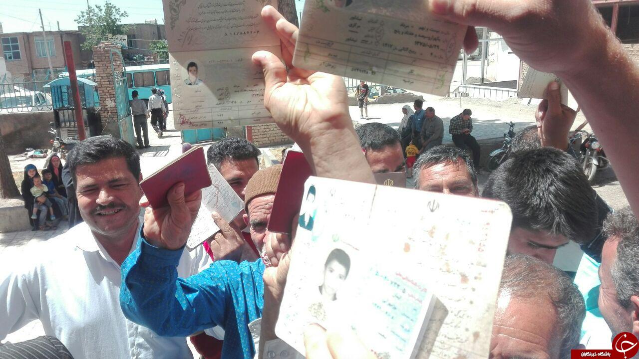 حماسه پرشور انتخابات در بوژمهران + تصاویر