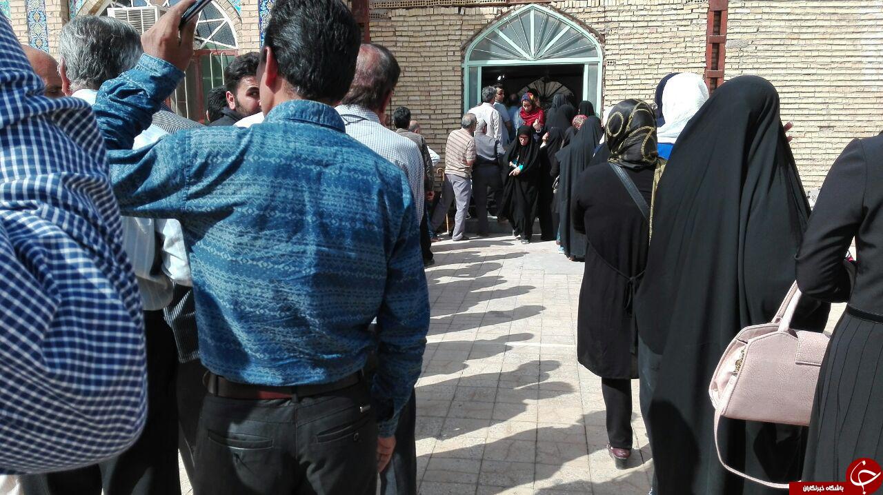 آغاز حماسه&zwnj;ای پر شور در آبادان +تصاویر