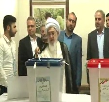 رای دادن نماینده ولی فقیه در گیلان
