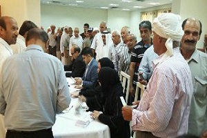 صف طولانی اخذ رای در سفارت ایران در "قطر"