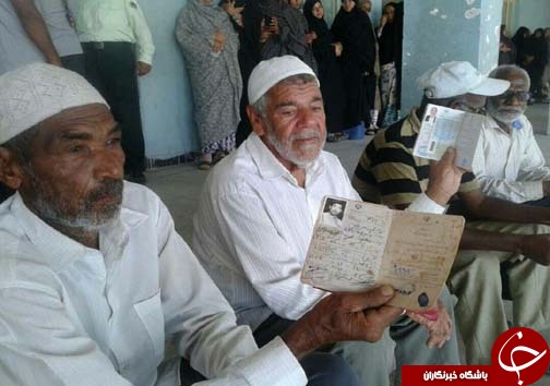حضورپرشور اهل سنت و اقوام  هرمزگان مختلف در انتخابات + تصویر