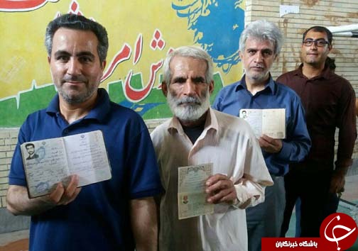 حضورپرشور اهل سنت و اقوام  هرمزگان مختلف در انتخابات + تصویر