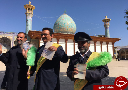 نمایش شکوه همدلی خادمان احمدبن موسی (ع) در انتخابات + تصاویر