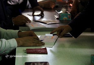تخلفی در شعب اخذ رأی استان انجام‌نشده است