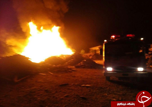 کارخانه چوب&zwnj;بری و جعبه&zwnj;سازی در محاصره آتش
