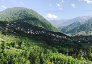نگاهی به طبیعت دل‌انگیز روستای «لاویج» + فیلم