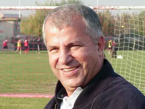 خودروی دوران جوانی اسطوره پرسپولیس+عکس