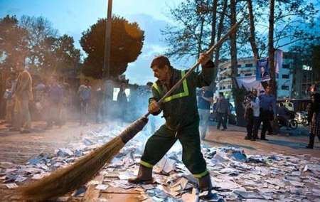شروع پاکسازی کلانشهر اهواز از مظاهر تبلیغاتی