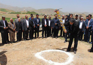 کلنگ زنی مدرسه خیری در سورشجان