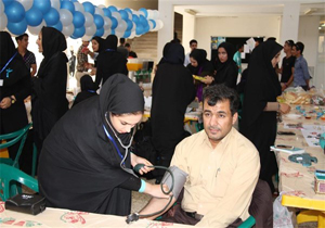 برپایی بازارچه‌ خیریه دانشجویی به نفع کودکان بی‌سرپرست