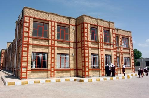 مشارکت خیرین در ساخت فضا های اموزشی