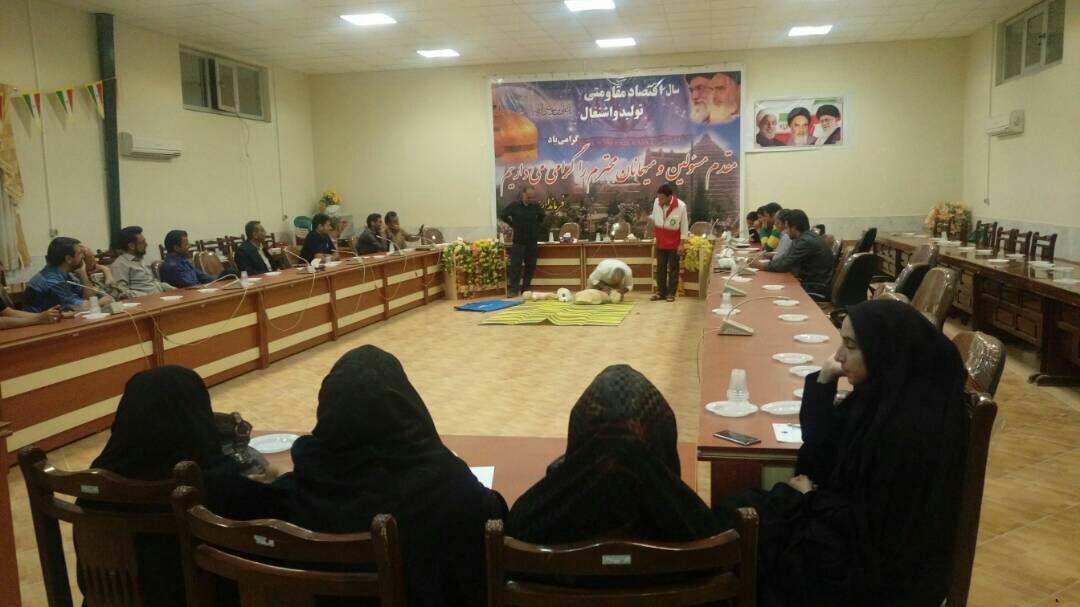 برگزاری دوره مقدماتی امداد برای کوهنوردان راوری