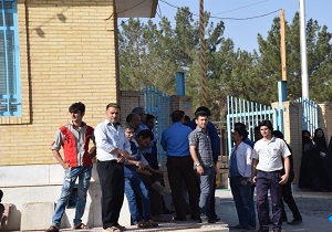 این بار تجمع کارگران کارخانه کاشی سهیل میبد یزد