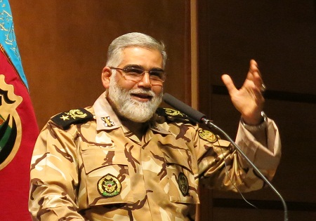 امام خمینی(ره) ارکان جهان استکبار را به لرزه در آوردند