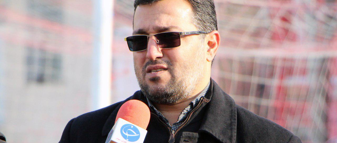 خاکزاد: بازیکنان ماشین سازی با بی غیرتی به خطیبی و کاظمی خیانت کردند/ داوران 20 امتیاز از ما گرفتند