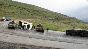 رانندگان با سرعت مطمئنه حرکت کنند
