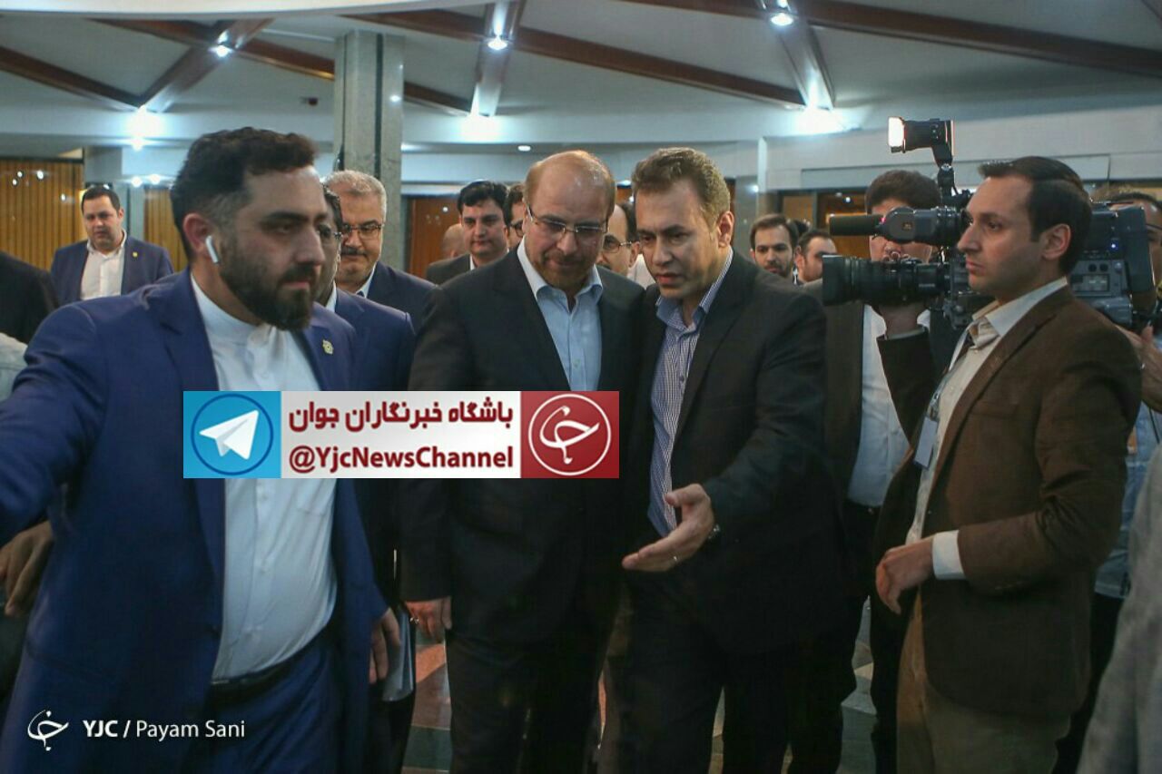 قالیباف برای ضبط برنامه&zwnj;های تبلیغاتی در صدا و سیما حضور یافت+ تصاویر