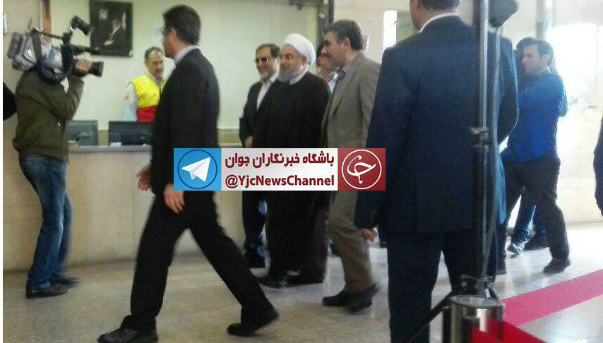 روحانی برای ضبط برنامه تبلیغاتی در صدا و سیما حضور یافت+ تصویر