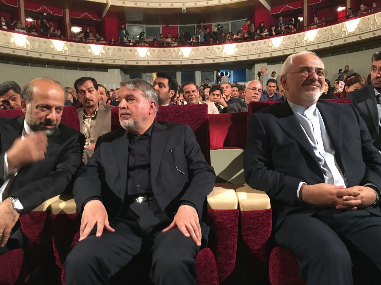 آغاز اختتامیه جشنواره جهانی فیلم فجر