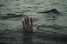 نجات زن ۲۵ ساله از غرق شدن