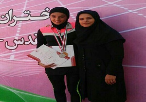 مدال برنز حاصل کار بانوی دونده استان در مسابقات قهرمانی جوانان کشور