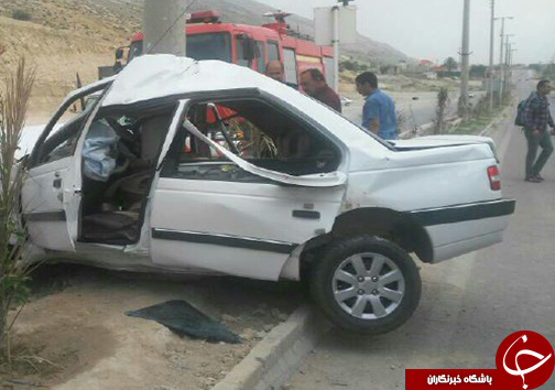 برخورد پژو با تیر چراغ برق حادثه آفرید + تصاویر