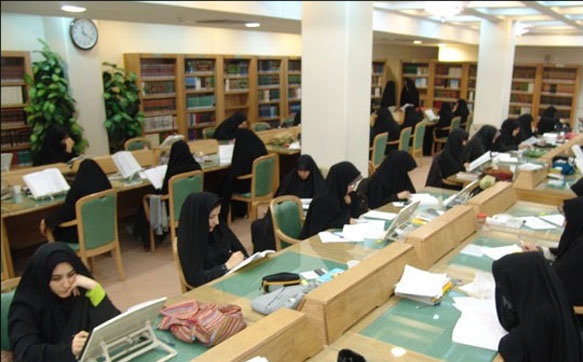 برگزیدگان جشنواره کتاب سال فرهنگی دانشجویان معرفی می شوند