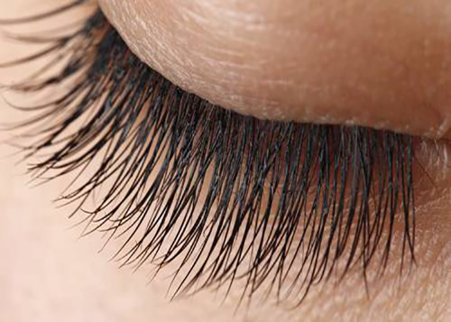 چگونه مژه ها را تقویت کنیم؟