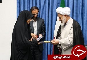 تجلیل از دانش آموز برتر مسابقات بین‌المللی قرآن
